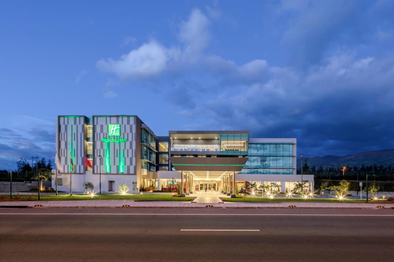 Holiday Inn - Quito Airport By Ihg Tababela Bagian luar foto The new building of the University of La Rioja, in Logroño.