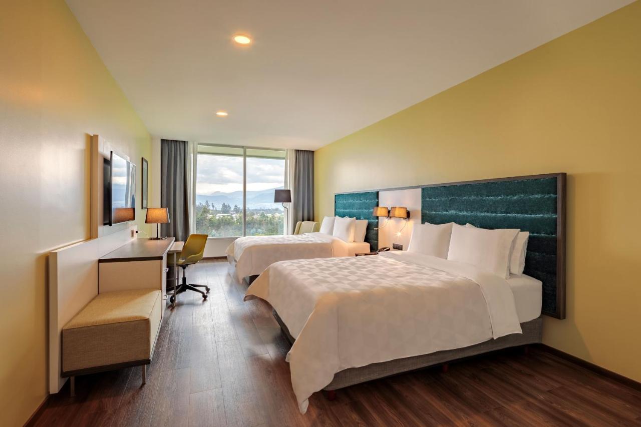 Holiday Inn - Quito Airport By Ihg Tababela Bagian luar foto